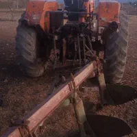 رومانی|خودرو سنگین|پاپی, |دیوار