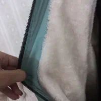 کاپشن|لباس|مشهد, حضرت حجت|دیوار