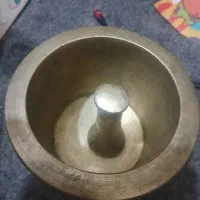 ۱عدد هاون.یک گلدان مسی قدیمی ویک کاسه برنجی۸۹۸