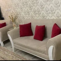 مبل بسیار تمیز و خوش‌ساخت