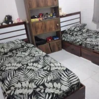 دو عدد تخت یک نفره کشو دار همراه تشک