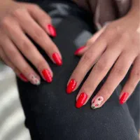 کاشت و ترمیم ناخن باقیمت ویژه