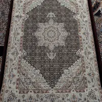 ۹ متری جفت و قالیچه نقش خود فرش|فرش|شیراز, کوزه گری|دیوار