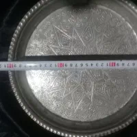 سینی قلم زنی شده مسی سنگین قدیمی|کلکسیون اشیاء عتیقه|تنکابن, |دیوار