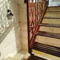 رنگ آمیز درب  نرده و غیره...