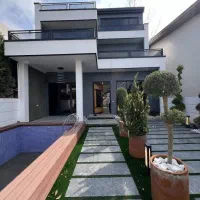 ویلاتریبلکس مدرن،استخردارجکوزی،مدارک تکمیل شهرک