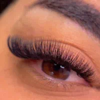 ارائه خدمات مژه با آف پنجاه درصدی