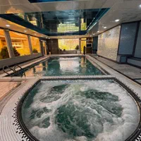 اجاره باغ و ویلا|اجارهٔ کوتاهمدت ویلا و باغ|صدرا-فارس, فاز ۱|دیوار