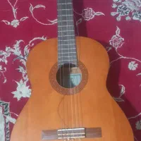 گیتار یاماها c40