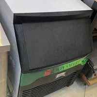 یخ ساز بزرگ وارداتی درجه یک|کافیشاپ و رستوران|ساری, |دیوار