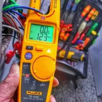 برقکار. لاین نوری. برق کار ساختمان. 24 ساعته