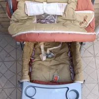 کالسکه بچه    و    میز تحریر  کودک