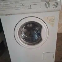 ماشین لباسشوی قدیمی