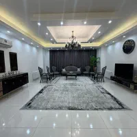 تک واحدی ۱۷۵ متری کریمی ۴۰