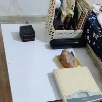 چهارپایه آهنی با رویه ام دی اف