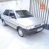 پرایددوگانه کارخانه ۸۶ بی رنگ