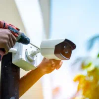 نصب تخصصی دوربین مداربسته و دزدگیر
