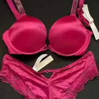 لباس زیر زنانه