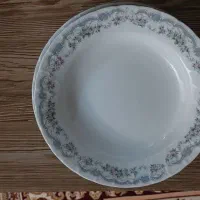 بشقاب غذاخوری