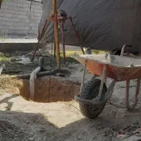 مقنی چاه کن چاله چاه فاضلاب چاه انباری کندن کانال|خدمات پیشه و مهارت|اراک, |دیوار