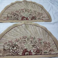 دوعدد پادری