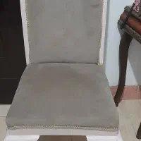 صندلی سالم بدون زدگی