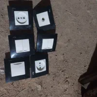 مقداری لوازم منزل