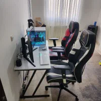 کامپیوتر کامل با مانیتور و میزو صندلی و متعلقات|رایانه رومیزی|سنندج, |دیوار