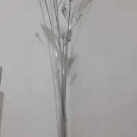 چوب لباسی وچراغ خواب