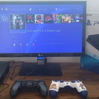 PS4 SLIM 500GB در حد آکبند + ۲ دسته + پلاس