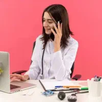 منشی برای شرکت پخش لوازم آرایشی