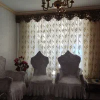 حیاط دوطبقه پاستورفدک
