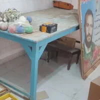 میز چوبی آبی بزرگ کارگاهی|دفتر کار|نجف‌آباد, بازار|دیوار
