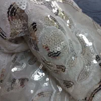 شال کارشده مجلسی