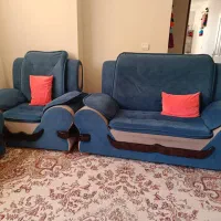 مبل کارکرده به همراه گل میز