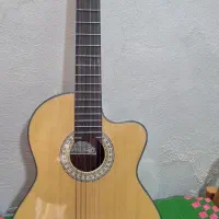 گیتار اسپنیش