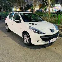 پژو۲۰۷ دنده پاناروما مدل ۱۴۰۰ بدون رنگ کم کار