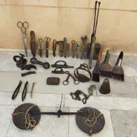 وسایل قدیمی اویز زنجیر دندان کش دمنده ترازو قفل