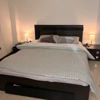 سرویس خواب دونفره و میز آرایش