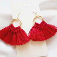 گوشواره آویز بلند منگوله‌دار سرخ آبی