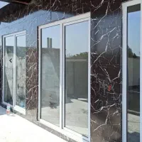درب و پنجره دو جداره upvc. شیشه بری و توری کشویی