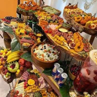 فینگرفود،سفره ارایی،بادکنک ارایی،گل ارایی،کیک