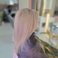 خدمات و آموزش رنگ و لایت و بافت مو