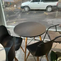 میز و صندلی