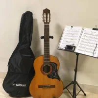 گیتار یاماها باآموزش کالیمبا ارگ ستار