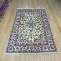 ذرع نیم دو کف ابریشم تک خفت اصفهان|فرش|تهران, سلسبیل شمالی|دیوار