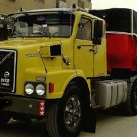 استخدام پایه یک راننده ولوو