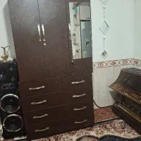 کمد رنگ قهوه ای