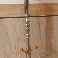 چوب لباسی فلزی پایه سنگی یک میلیون و هفتصد