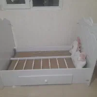 کمد و تخت|تخت و سرویس خواب|پاکدشت, حصار امیر|دیوار